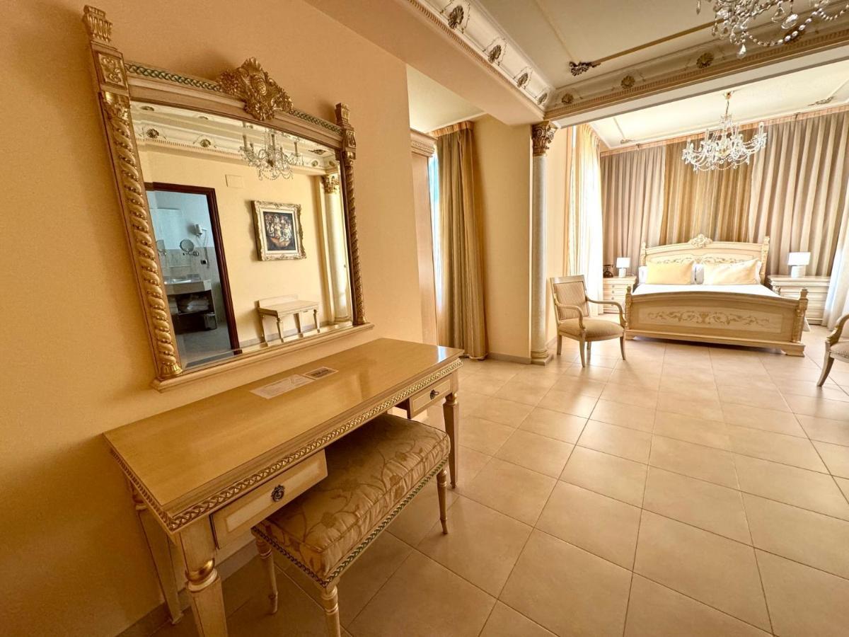 Hotel Kazar Ontinyent Esterno foto