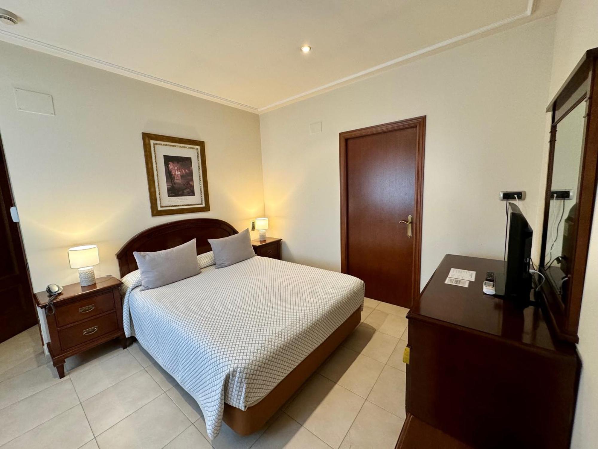 Hotel Kazar Ontinyent Esterno foto