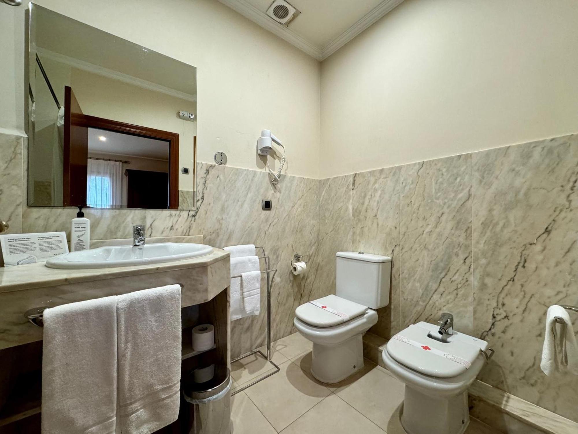 Hotel Kazar Ontinyent Esterno foto
