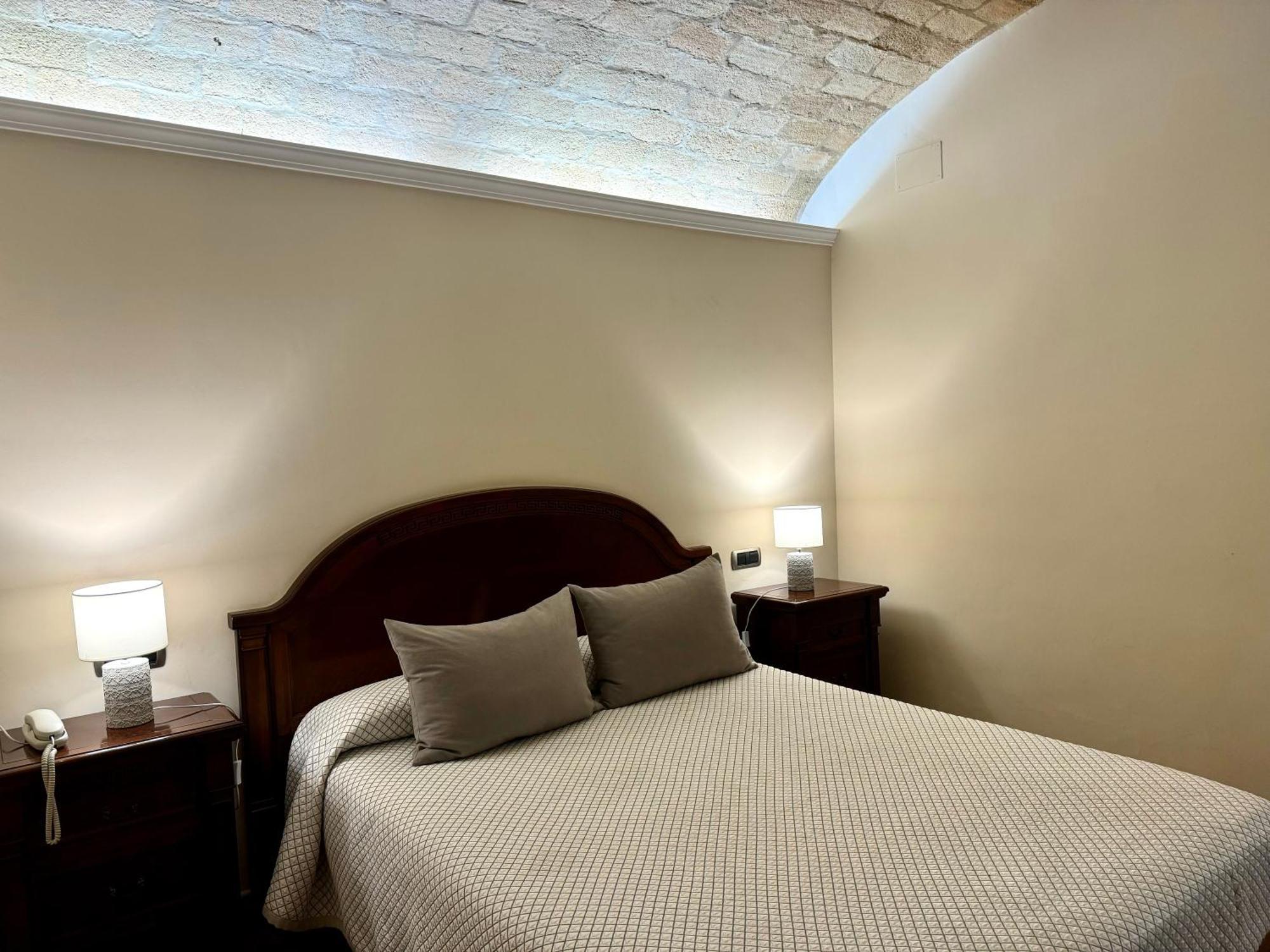 Hotel Kazar Ontinyent Esterno foto