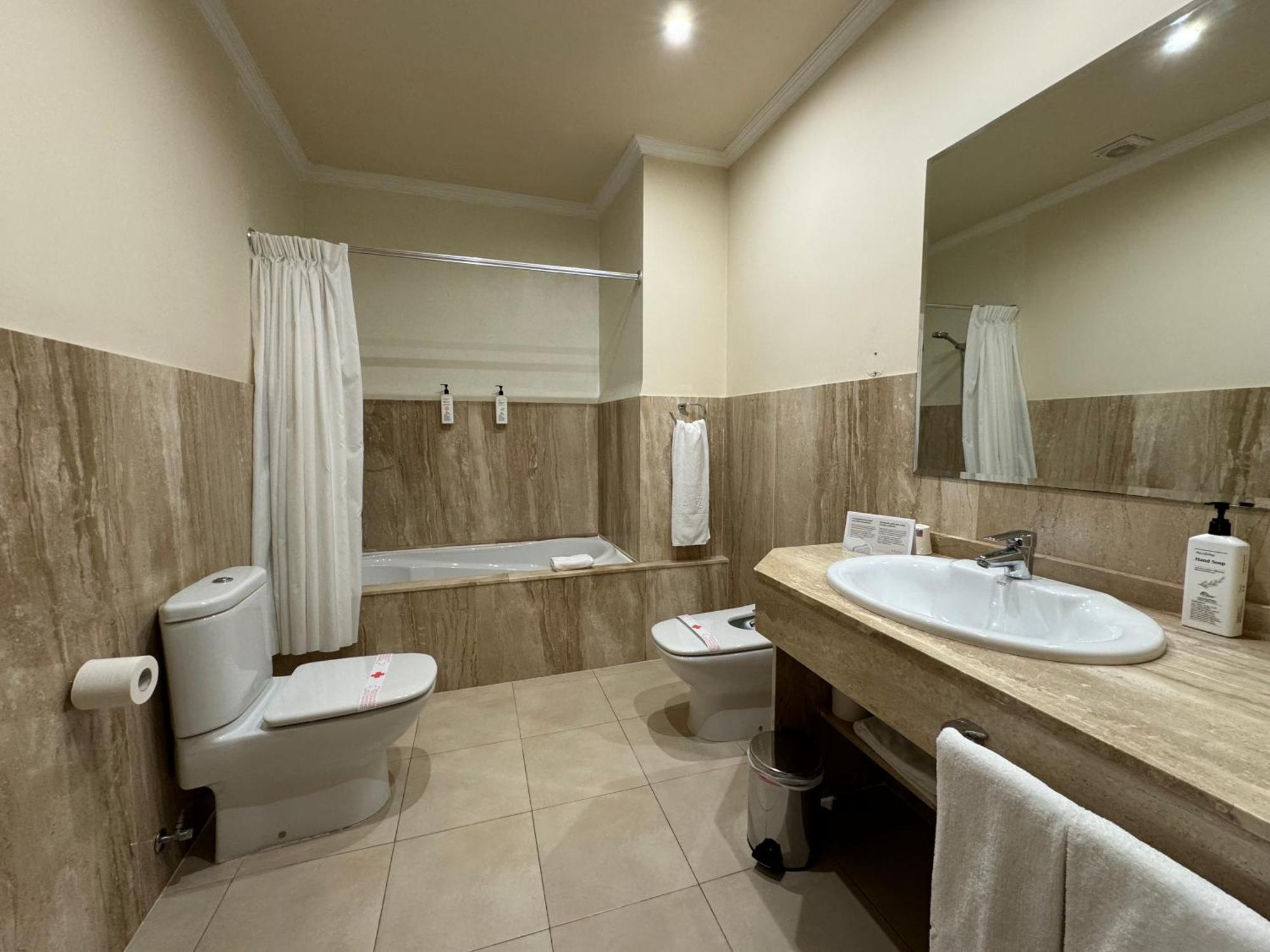 Hotel Kazar Ontinyent Esterno foto