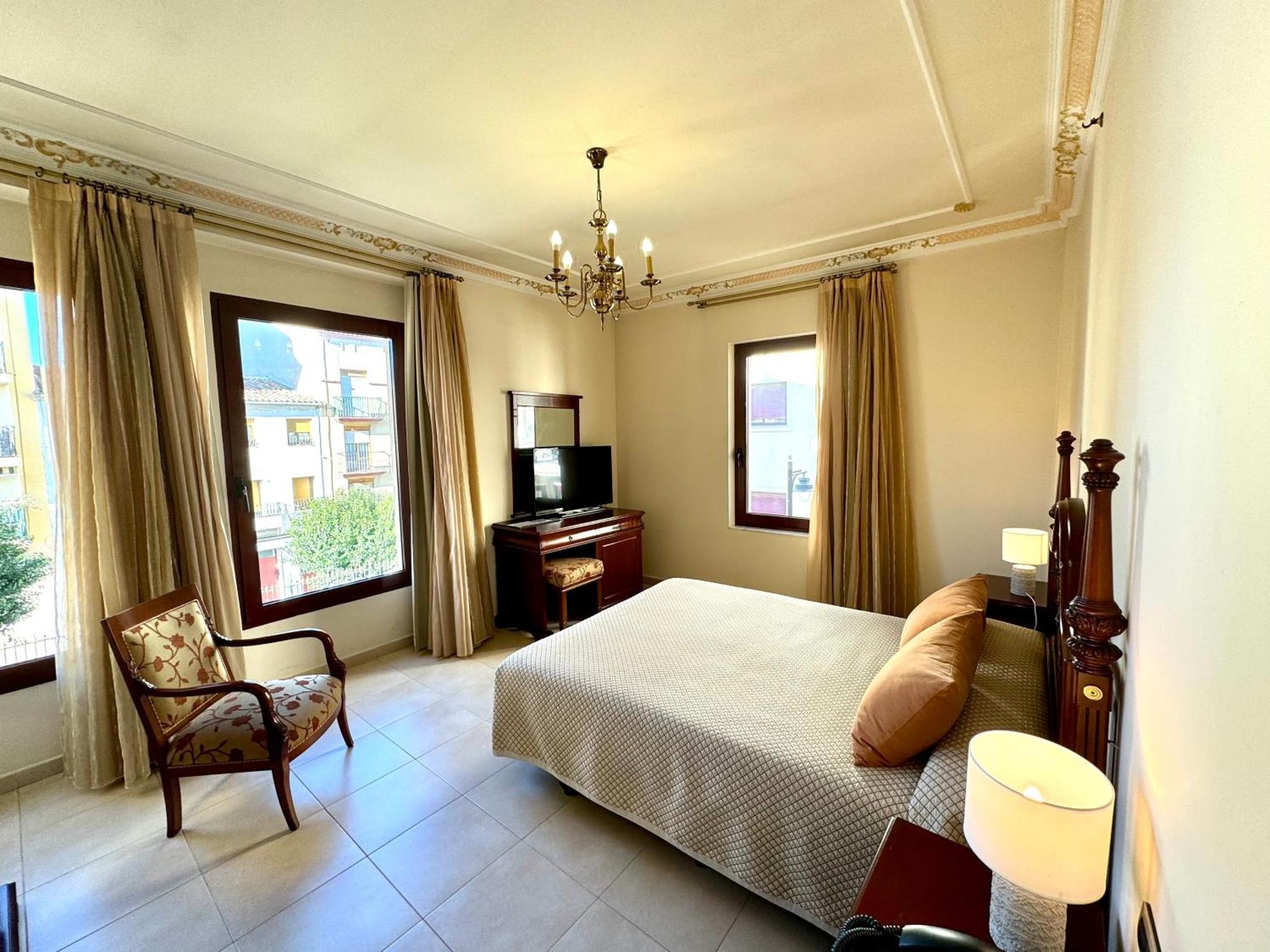 Hotel Kazar Ontinyent Esterno foto