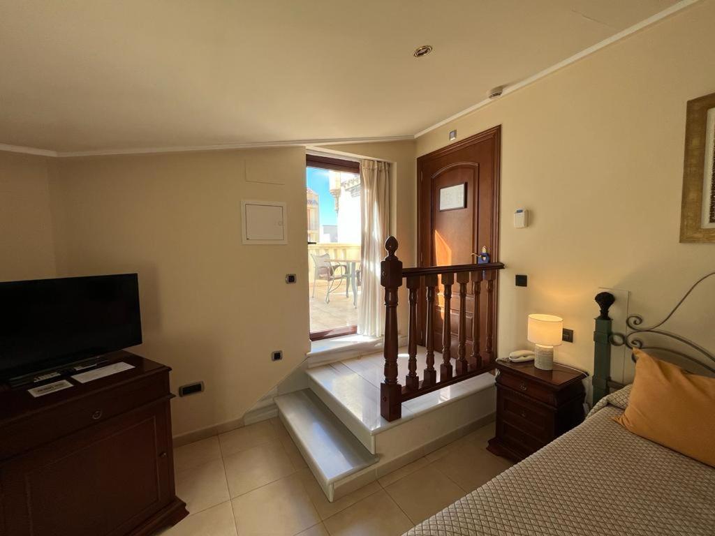 Hotel Kazar Ontinyent Esterno foto